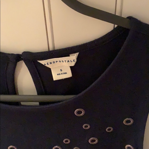 Getting rid of some clothes before college - Picture 3 of 3